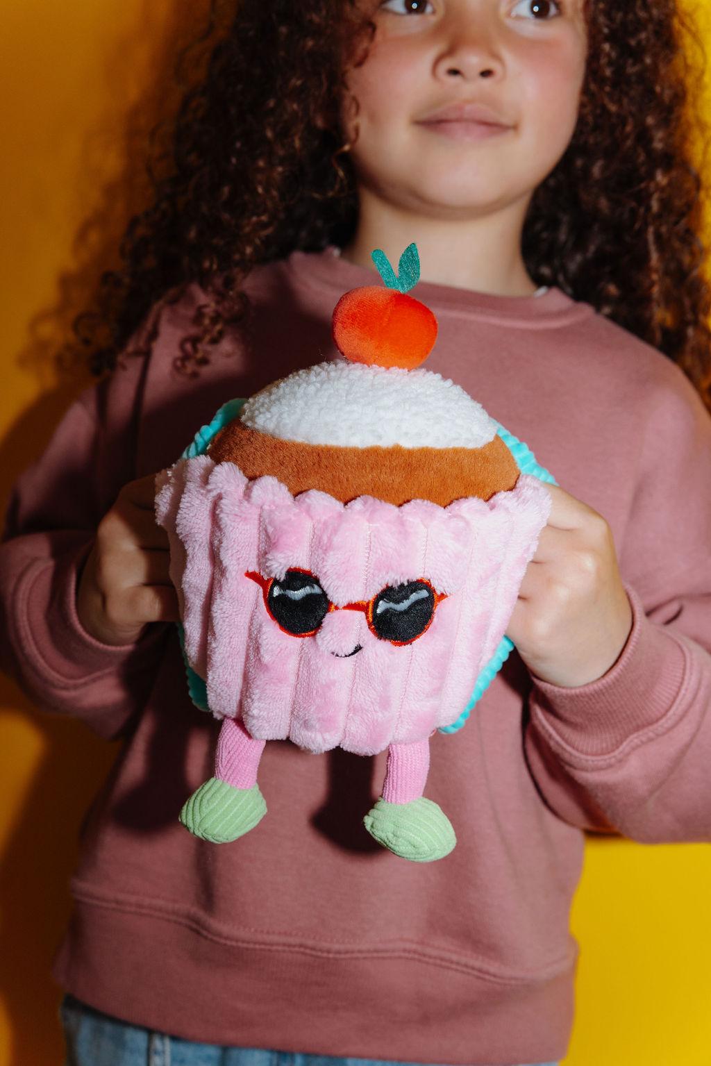 Hello Hossy – Peluche Cherry Cake – Image 6