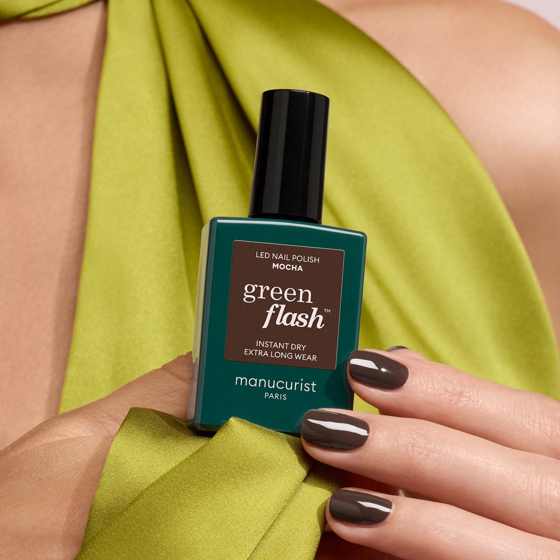 Manucurist – Vernis à ongles SEMI – PERMANENT – Mocha – Image 3