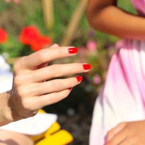 Manucurist – Vernis à ongles SEMI-PERMANENT green flash 15ml – Anémone