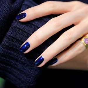 Manucurist – Vernis à ongles SEMI-PERMANENT green flash 15ml – Dark Night